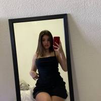 1/1Escort private molto calde, arrapate e focose sono disponibili 24 ore al giorno.