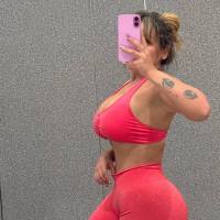 🍑🌹Sono disponibile per un po' di divertimento malizioso 🍑