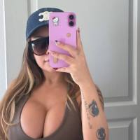 🍑🌹Sono disponibile per un po' di divertimento malizioso 🍑