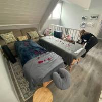 Sono disponibile per piacevoli momenti, a casa mia o a casa tua, a seconda delle tue preferenze.

Se desideri organizzare un incontro discreto e rispe