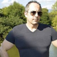 Massaggiatore tantra per coppia gigolo per coppia a firenze 3911793921 a grande richiesta Damien ritorna a pistoia