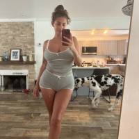 Vieni a mettermi alla prova questa notte indimenticabile insieme 🥒🥒🍌🥒