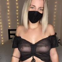 Ragazza italiana sexy di 20 anni
