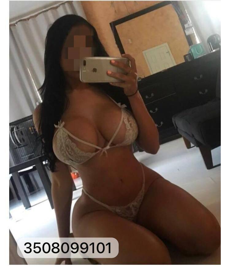 APP ARRIVATA TORRETTE DI FANO - ORIANNA PRELIMINARI AL NATURALE E DISPONIBILISSIMA PER IL LATO B UN VERO VULCANO IN ERUZIONE LAVORO 24