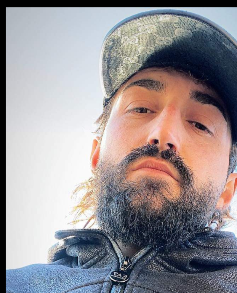 Giorgio Importa barbiere gay 