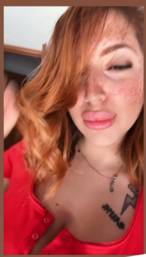 Azzurra Casciaro la porca rossa