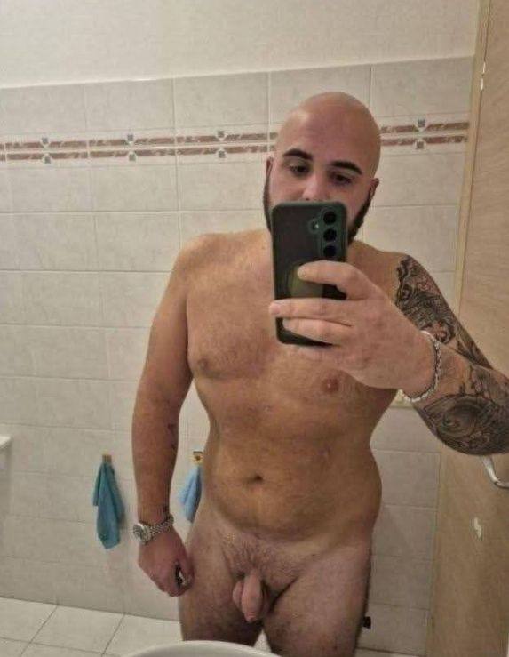 Cerco amanti che mi inculano forte, rispondo anche su tiktok officialandrea91
