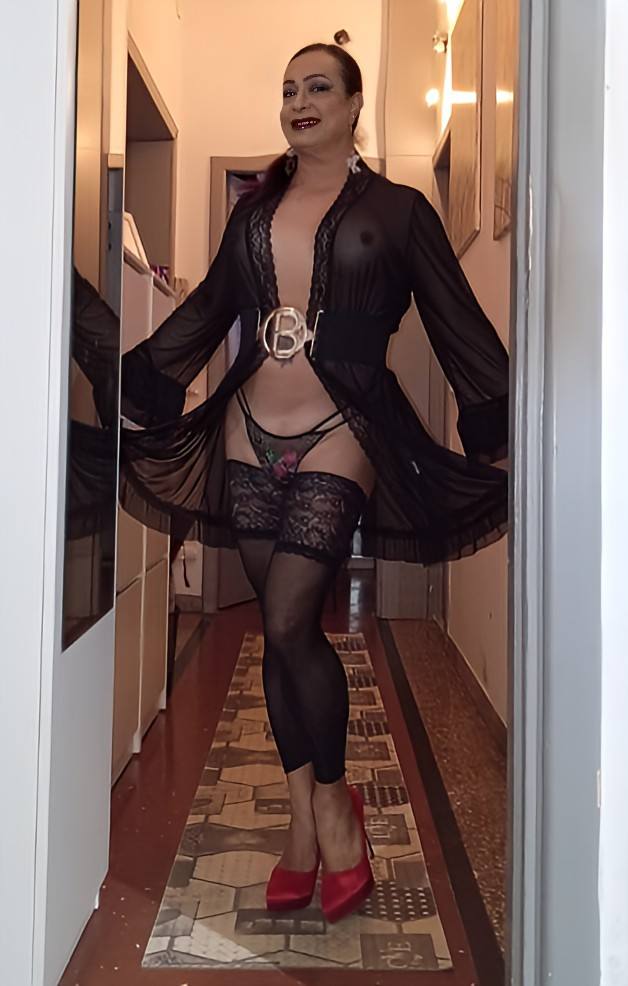 TRANSEX_-_ESPERTA_-_DIPLOMATA_-_MASSAGGIATRICE*_* MIRANDA *_*TRANS_-_ROMA