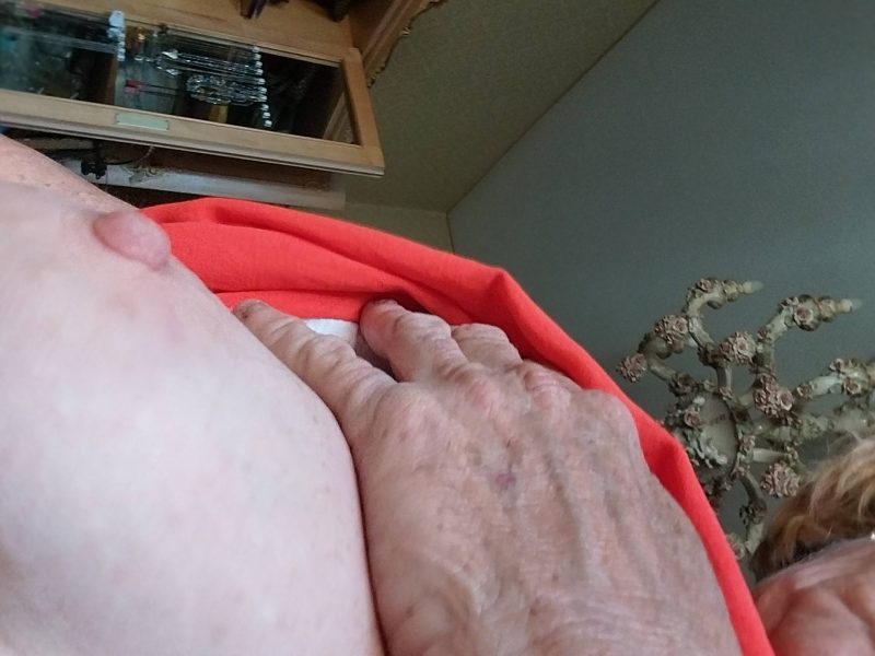 Cerco uomo anziano con un cazzo morbido 