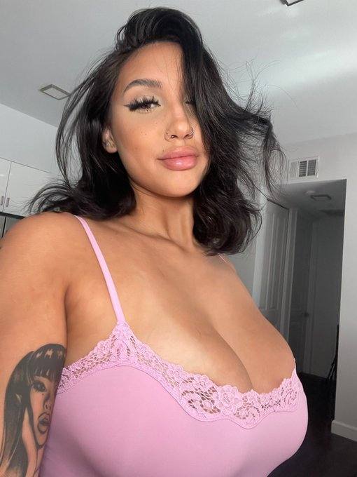 Ecco il mio numero Zangi : 5374137205


il mio numero Telegram : @CharlotteD85

Grazie mille 🍆🍆