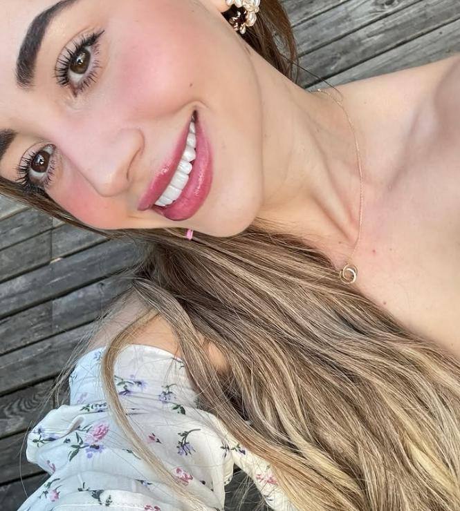 Salut chéri !!💥❤️Première fois en ville❤️ Je suis en feu, viens l'éteindre 👄
Je suis très chaude et passionnée ❤️
Je te rendrai fou de ma beauté