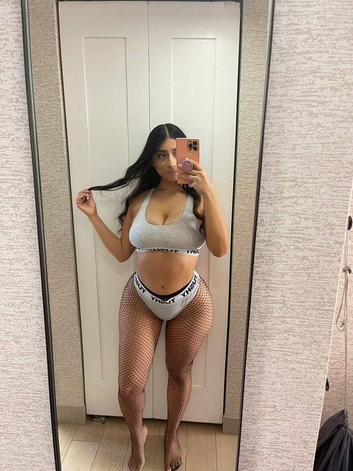 Sono disponibile solo su WhatsApp +33780950269
Telegramma
@Gorgina_Z
Salva il mio numero e scrivimi su WhatsApp 