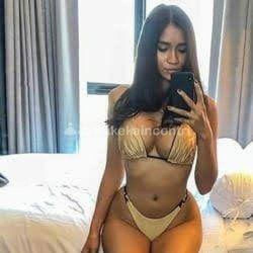 ALBISOLA SUPERIORE--VANESSA--PRIMISSIMA VOLTA A ...FOTO 100% PORCA AL MAIALONA PER DIVERTIRSI ALLA REALI