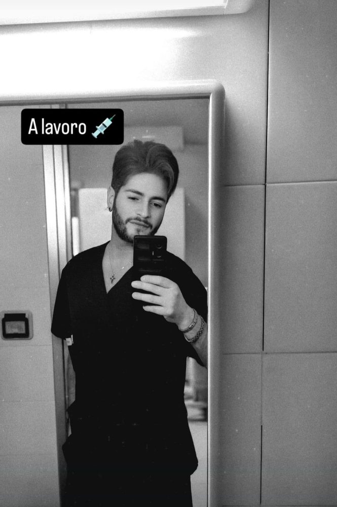 Sono un ragazzo infermiere gay, scrivetemi in tanti