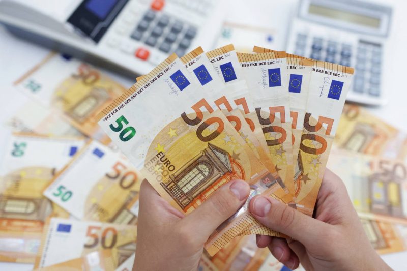 Aiuto finanziario 