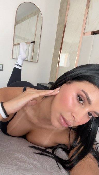 Disponibile per i vostri incontri, non esitate a contattarmi su
Whatsapp :+33 7 54 08 89 38 telegrama: elenasexyss