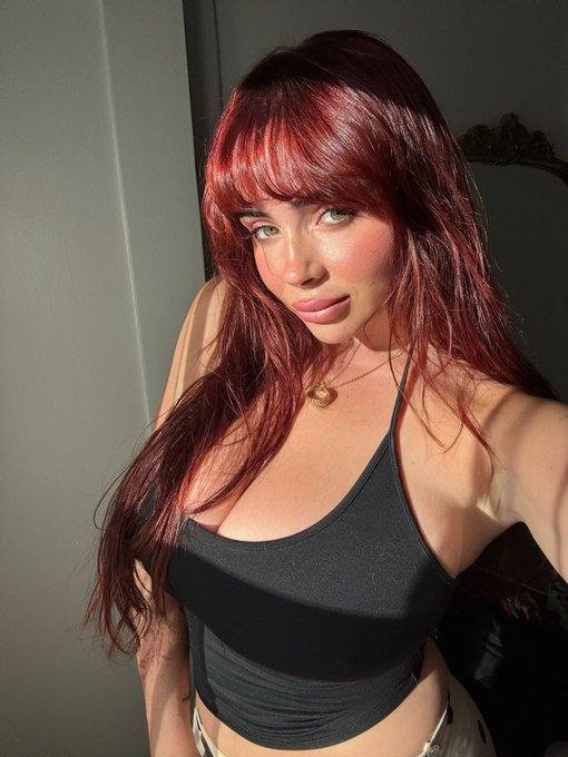 Ciao a tutti ❤️🥰
Sono Catalina, un'affascinante giovane donna disponibile per incontri discreti e a pagamento. 
Il mio telegramma: @Catalinaperrin 

