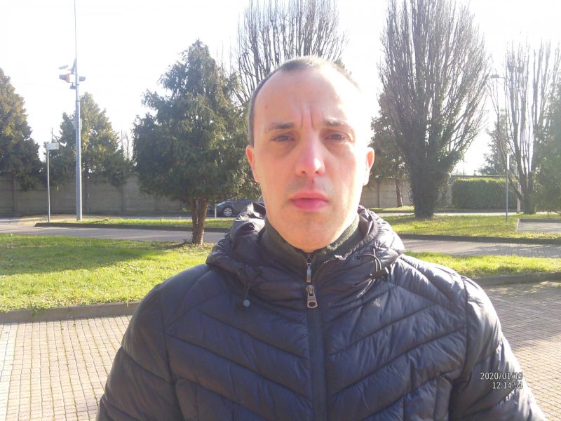 cerco ragazza per fare conoscenza uscire insieme