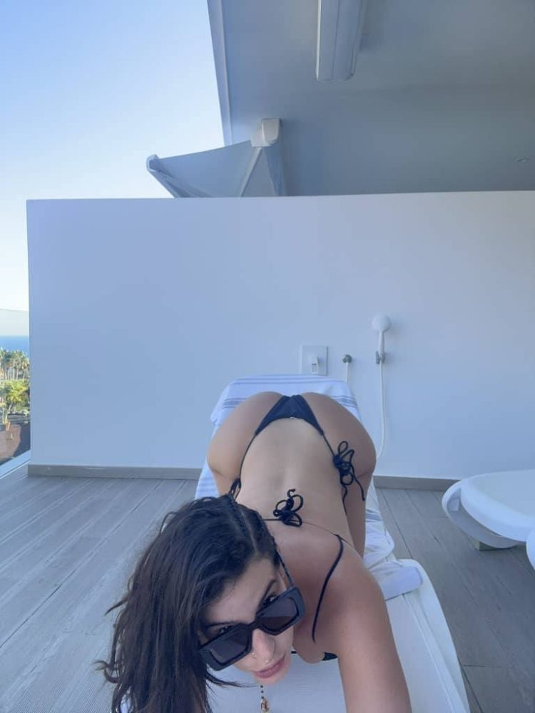 BELLA MORETTINA⭐⭐⭐⭐⭐👄👄👄....BELLA IN OGNI SENSO...ALTA QUALITÀ RELAX COMPLETO....