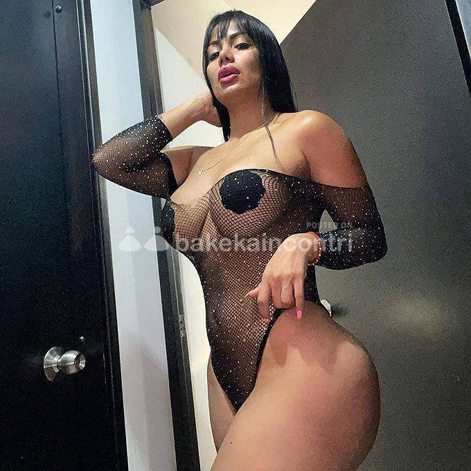 sesto san giovanni--martina--novita assoluta in citta foto reale strabellissima mega pompe.. selvaggia..il migliore pompino