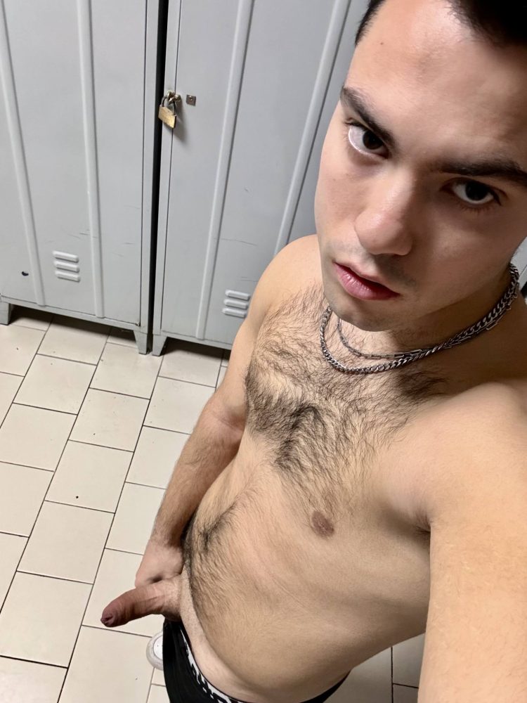 Tu chieda vieni andare supermercato Conad fiore toilette maturo vuole fare scopare a pompino a leccare figo compagna solo toilette 