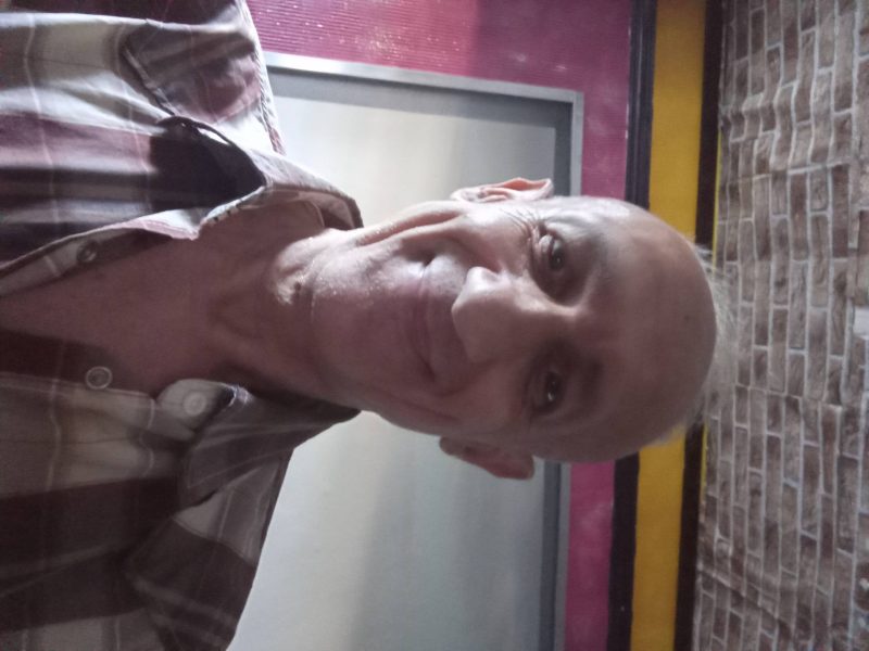 Cerco Compagna 20/50 per un uomo di 47 anni molto in forma  e che ama le donne  che vive a Torino ma vorrebbe lasciare per vivere per sempre al mare.
