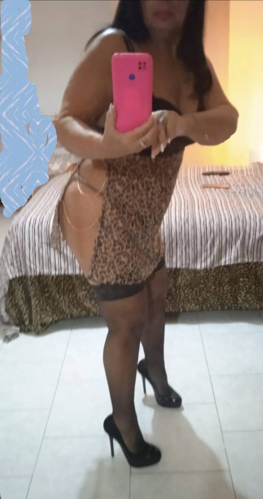BELLA CASALINGA MATURA VERA MILF 