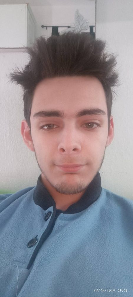Ragazzo disperato voglioso di sesso