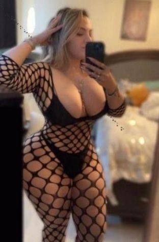 🌻 Dottoressa del piacere Sofia russa a Siracusa alta 🌻 SOFIA, bella, sexy, brava sensualità, amante del divertimento totale, molto complice e appass