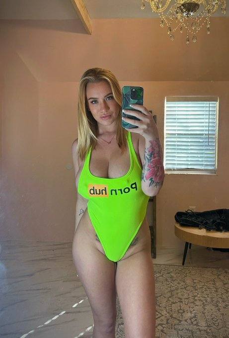 Telegram : escort_daniella Whatsapp:+22954230113
