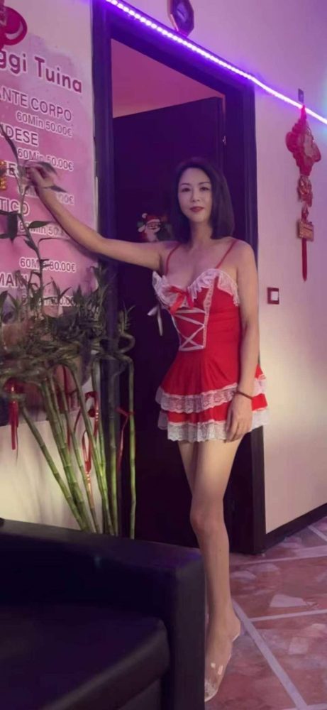 💥 NEW💥 💥 OGGI ORIENTALE..... NEW💥BELLISSIMA E DOLCISSIMA 💥
💘.•.♥💘.•.♥💘💘 Solo Italiano 💘💘.•.♥💘.•.♥💘💘