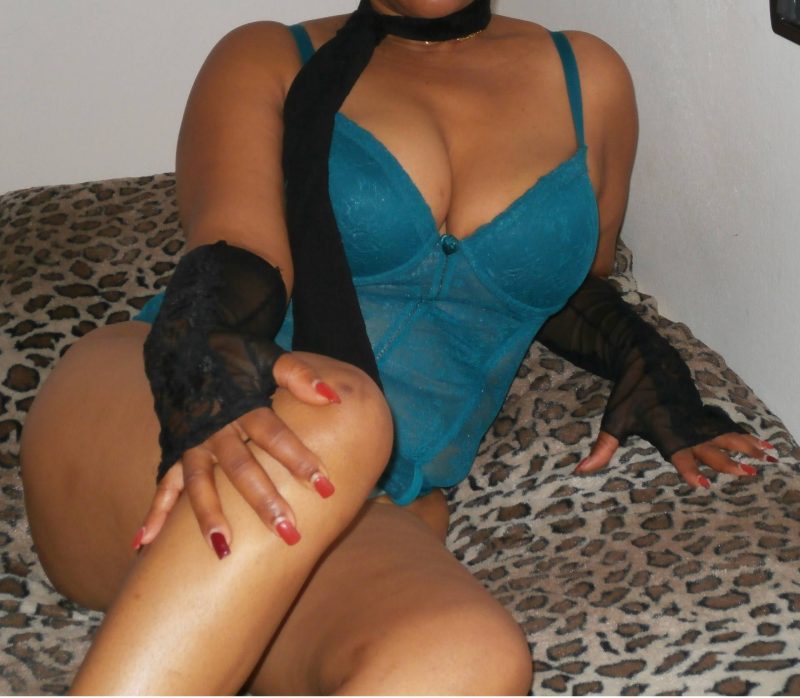 Vanessa casalinga taglia 6°