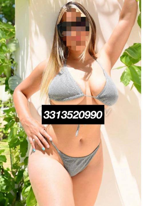 PORTO RECANATI--NOVITA MARCELLA BELLA BIONDA CALDISSIMA FOTO REALE