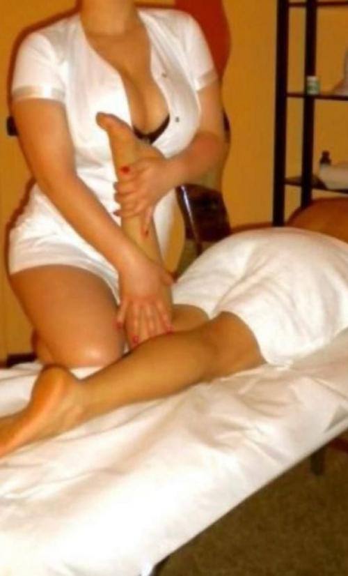 NOGARA - BELLISSIMA MASSAGGIATRICE MATURA AL PUNTO GIUSTO, TRAVOLGENTE BODY MASSAGE E MOLTO DI PIÙ