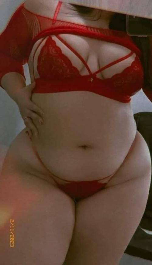 CONEGLIANO NICOLE LA MILF COLOMBIANA COCCOLONA VERA PORCELLINA