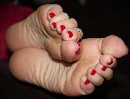 Carla/ Gioia italiane amanti massaggi   giochi erotici