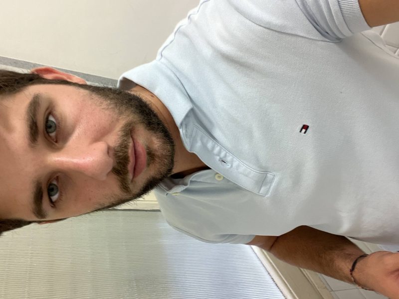 SCHIAVO CERCA PADRONE POTENTE