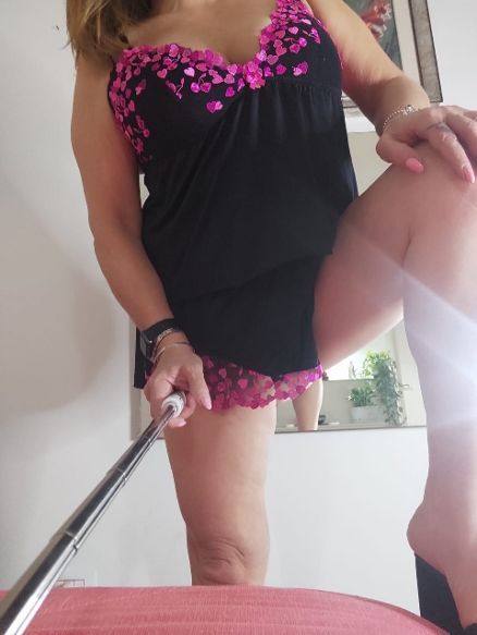 DANIELA , una MILF da GUSTARE anche video chiamate CLIMATIZZATO