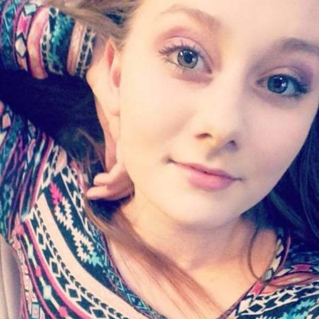Stupenda studentessa italiana 💕23 anni
