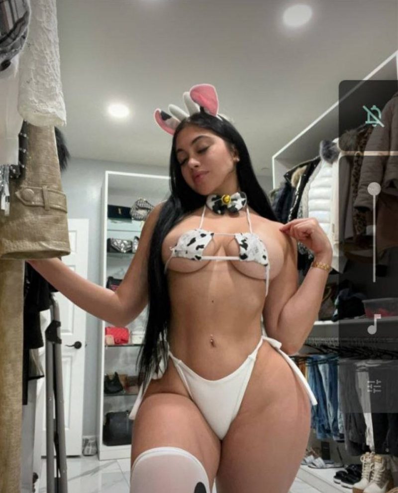 ORGASMI VICINO ALLA BELLEZZA LATINA
