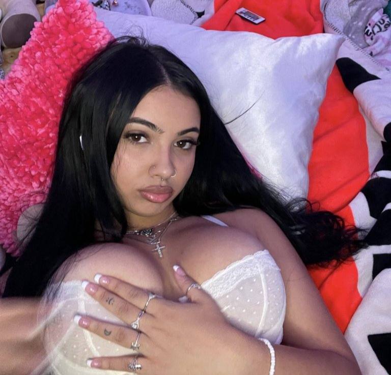 RAGGIUNGO, cstgline ANCHE A CASA MIA  ❌FOTO VERE❌APENA ARIVATA TI RAGIUNGO IO A CASA TUA & HOTEL 🔞COMPLETA🔞SONO DISPONIBILE.