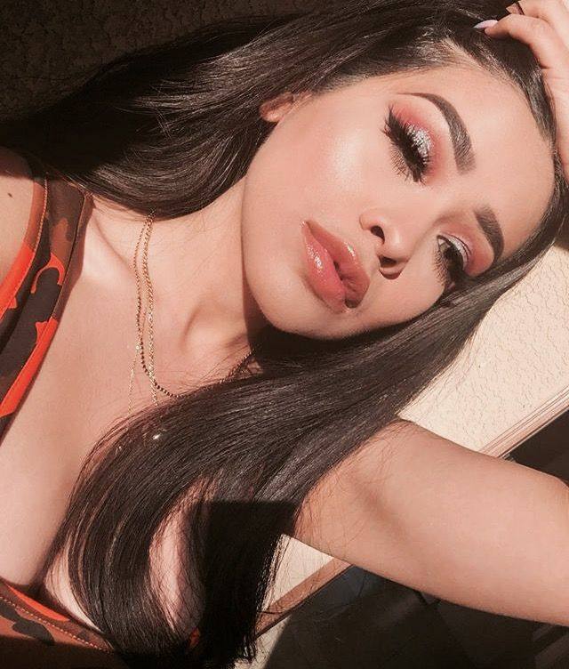 Sono disponibile per incontri sessuali uugggggg🥰🥰