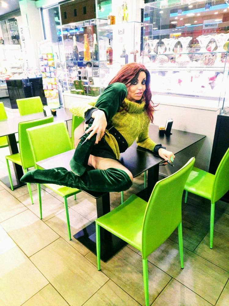 Cosenza Seguimi Dappertutto & Ovunque!!Seguimi Sul Mio Profilo Instagram Cercandomi Scrivendo: MartinaMartiniRoma2 - Su Facebook Cercami Come : Martin