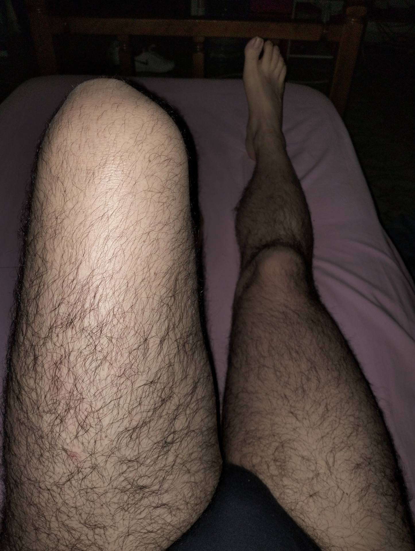 Feticista Delle Gambe - Cerco Amicizie E Incontri Estivi