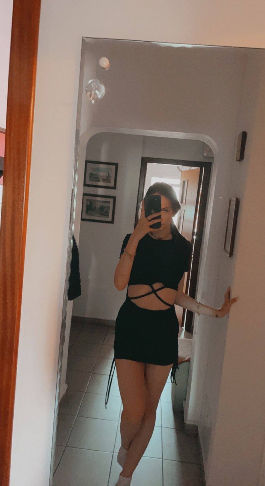 
🌺€🌺Il mio telegramma @MONI6925_IT 💌 Sono una escort disponibile per incontri sessuali💘€💝