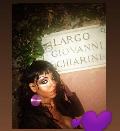 STIVALI DI TUTTI I COLORI TENUTI BENE PARTICOLARI E INTROVABILI USATI DA ME PER GLI AMANTI DEL GENERE, O PER TRAV TRANS, VENDO A POKISSIMO ....NUMERO 